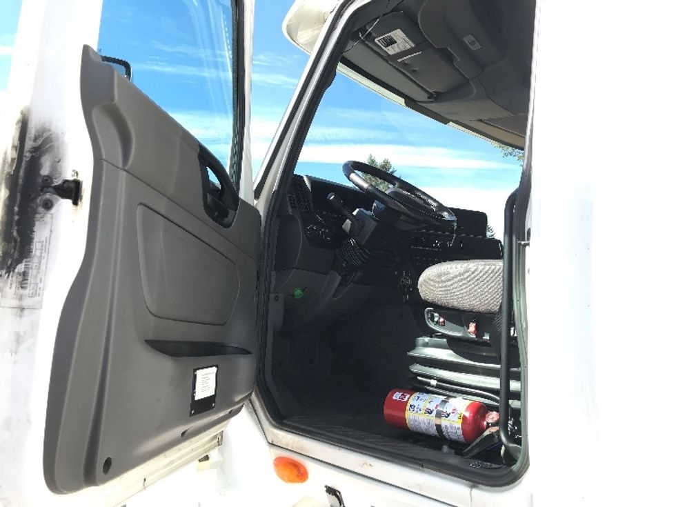 Sleeper Tractor-Heavy Duty Tractors-International-2020-LT625-Moncton-NB-513,529\n\t\tkm-$ 43,750 - Image 9