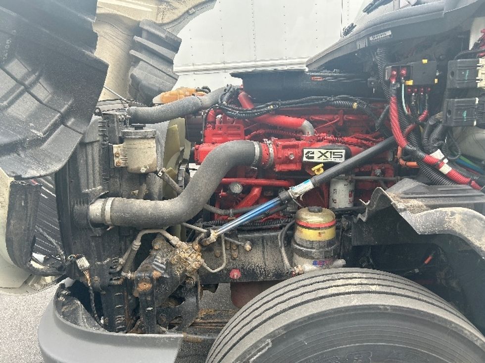 Sleeper Tractor-Heavy Duty Tractors-International-2020-LT625-Montgomery-NY-430,813\n\t\tmiles-$ 44,250 - Image 17