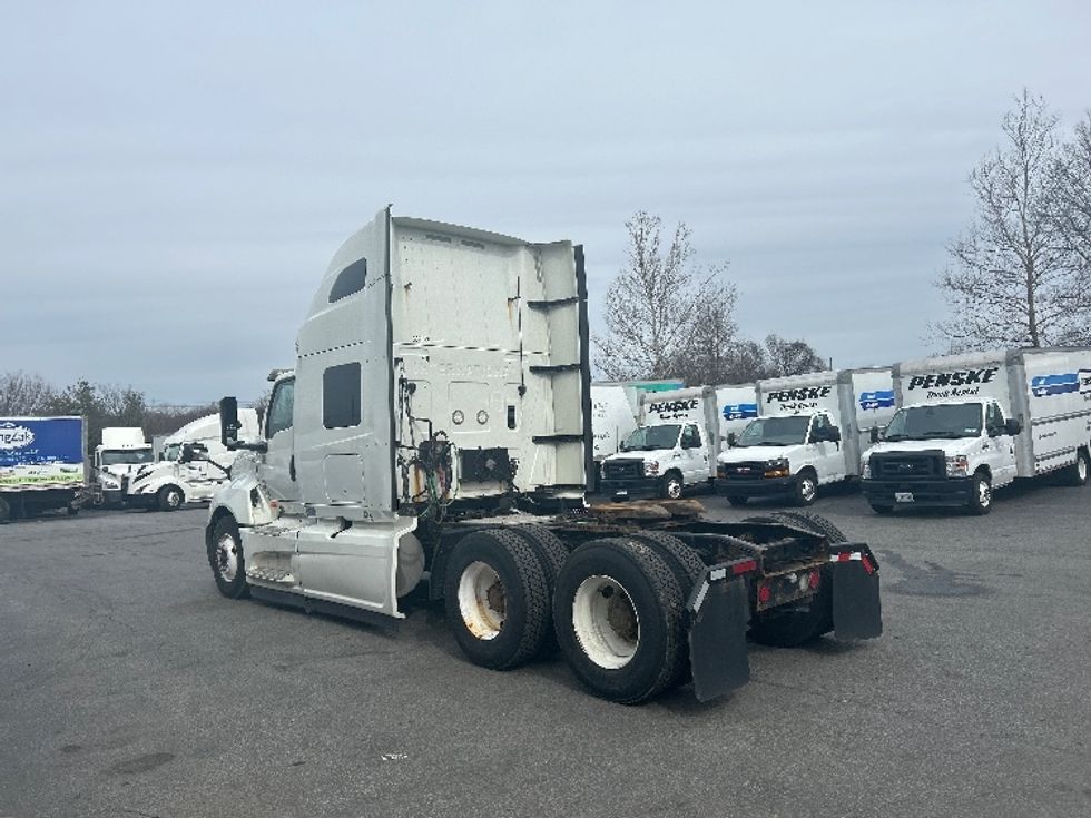 Sleeper Tractor-Heavy Duty Tractors-International-2020-LT625-Montgomery-NY-430,813\n\t\tmiles-$ 44,250 - Image 4
