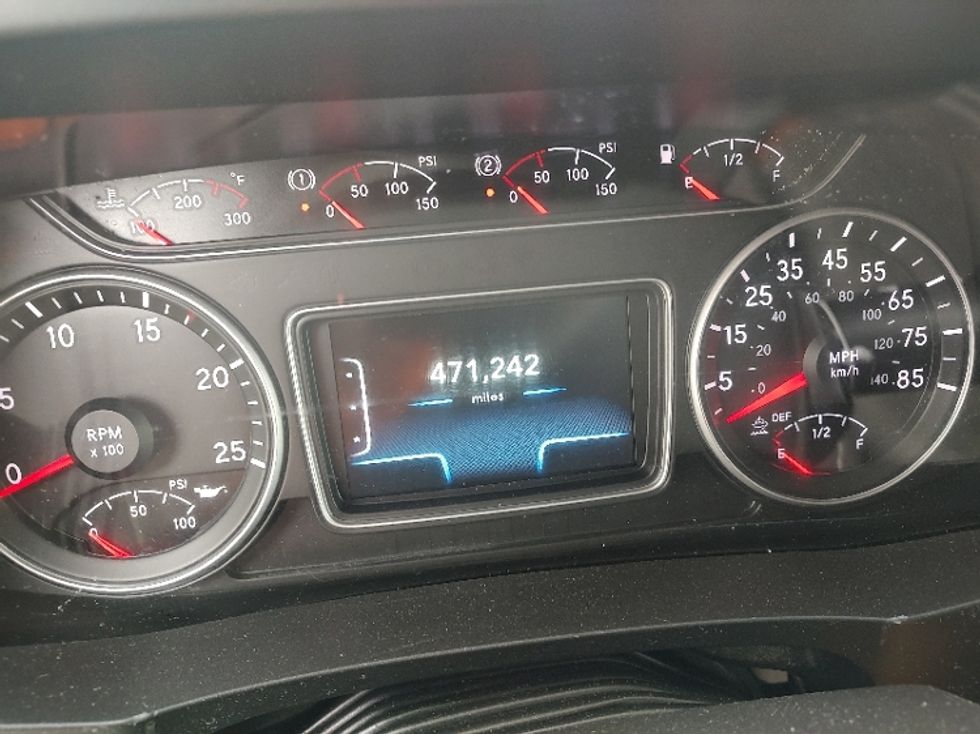 Sleeper Tractor-Heavy Duty Tractors-International-2020-LT625-Mount Hope-OH-471,243\n\t\tmiles-$ 46,500 - Image 22