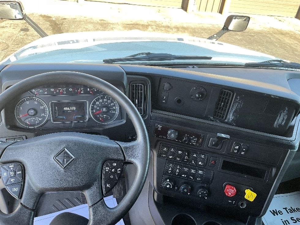 Sleeper Tractor-Heavy Duty Tractors-International-2020-LT625-Mount Pleasant-PA-456,173\n\t\tmiles-$ 52,250 - Image 11