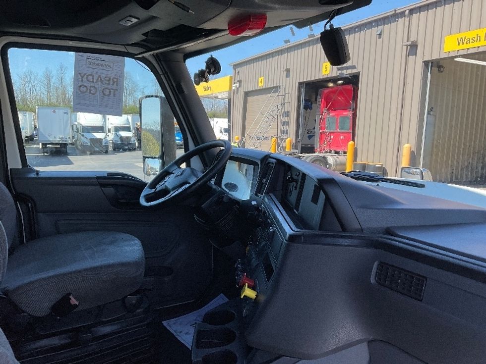 Sleeper Tractor-Heavy Duty Tractors-International-2020-LT625-Mount Pleasant-PA-456,173\n\t\tmiles-$ 52,250 - Image 15