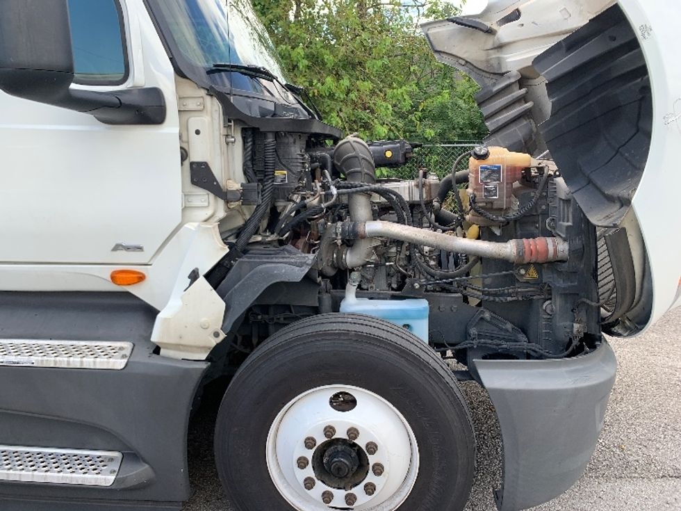 Sleeper Tractor-Heavy Duty Tractors-International-2020-LT625-Nashville-TN-521,844\n\t\tmiles-$ 29,000 - Image 20