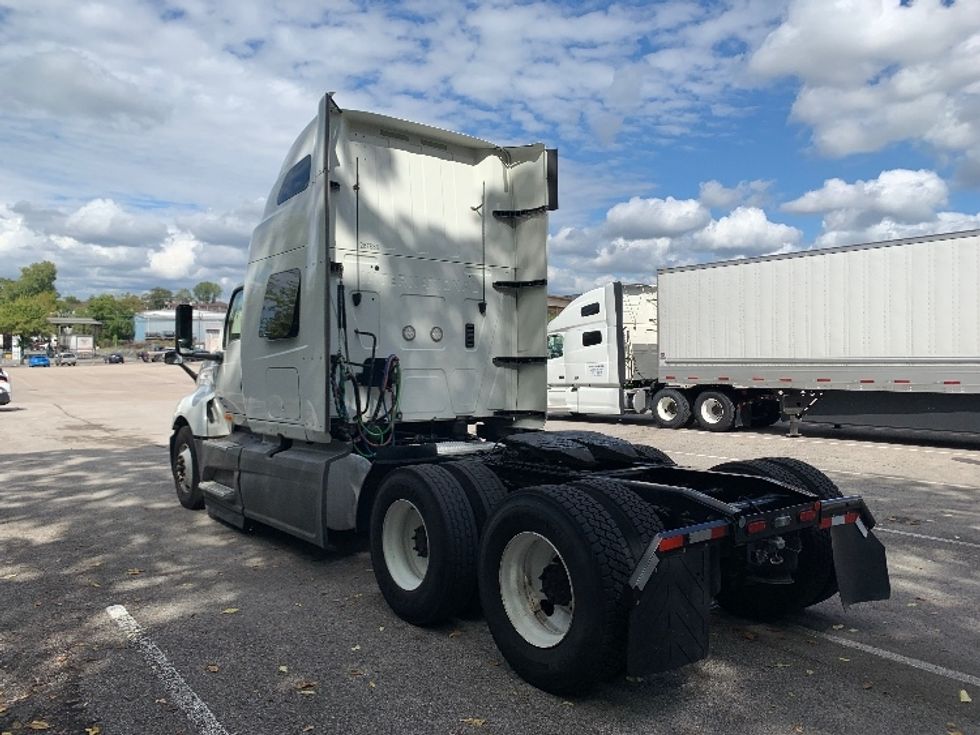 Sleeper Tractor-Heavy Duty Tractors-International-2020-LT625-Nashville-TN-521,844\n\t\tmiles-$ 29,000 - Image 5