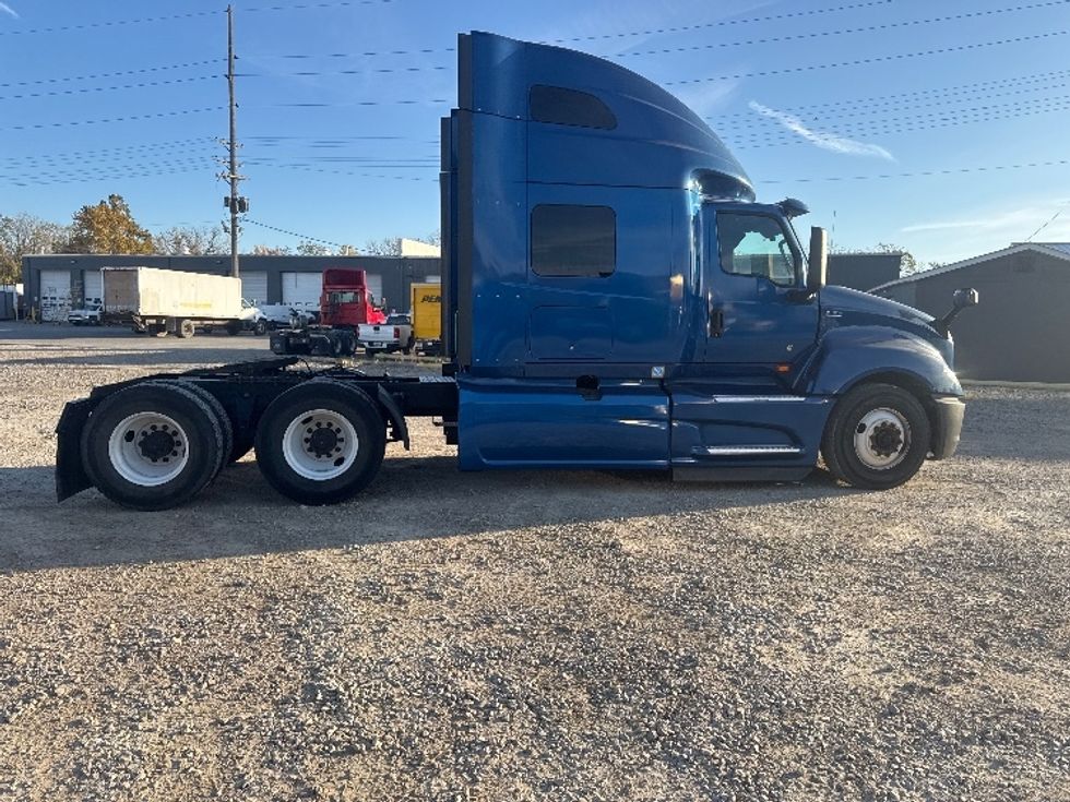Sleeper Tractor-Heavy Duty Tractors-International-2020-LT625-Newark-OH-549,868\n\t\tmiles-$ 39,000 - Image 8
