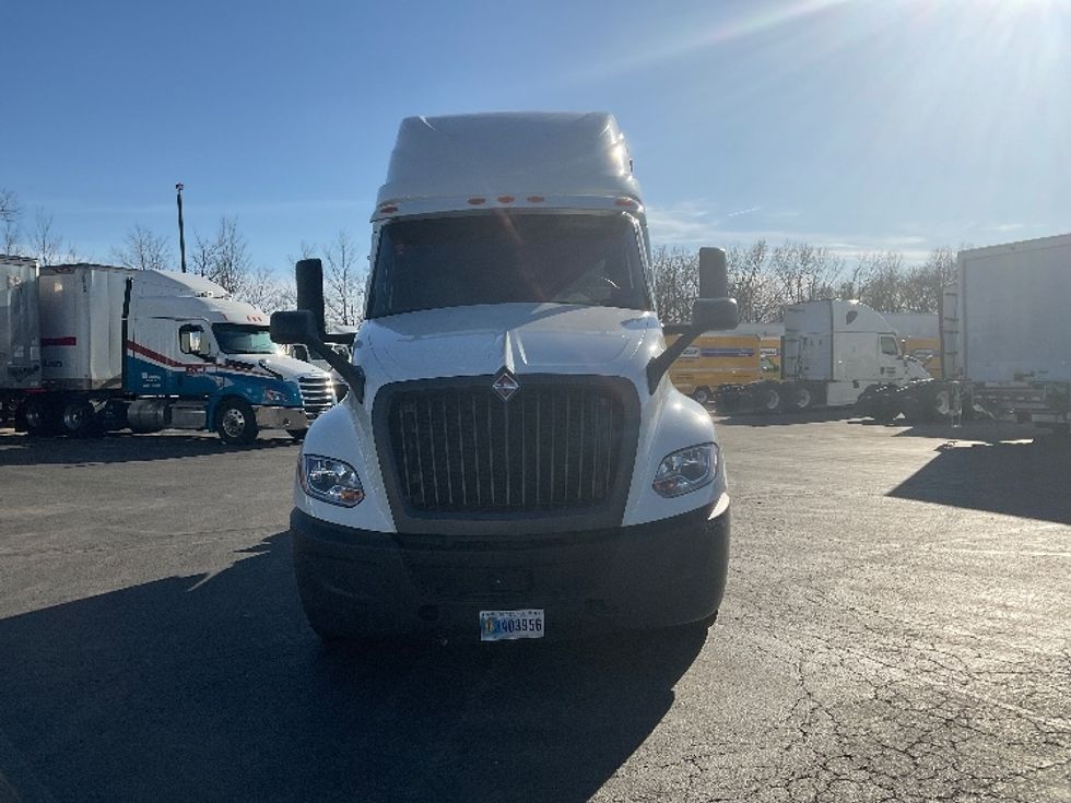 2020 International LT625 LT photo 2