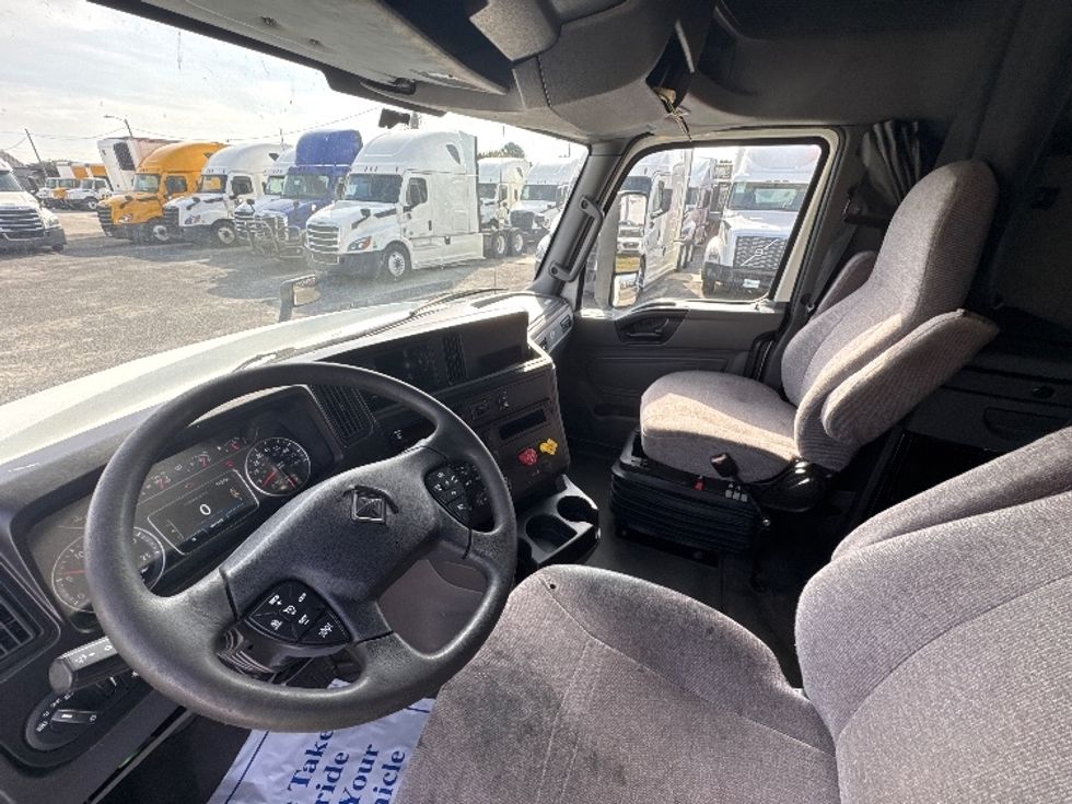 Sleeper Tractor-Heavy Duty Tractors-International-2020-LT625-Ocala-FL-499,495\n\t\tmiles-$ 38,500 - Image 10