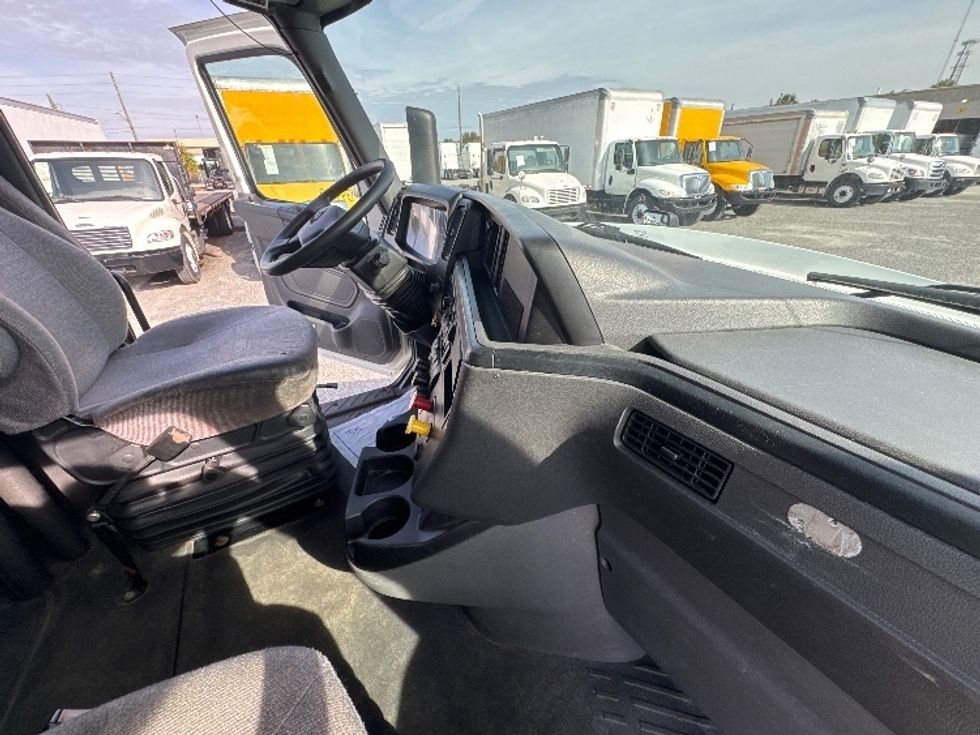 Sleeper Tractor-Heavy Duty Tractors-International-2020-LT625-Ocala-FL-499,495\n\t\tmiles-$ 38,500 - Image 15