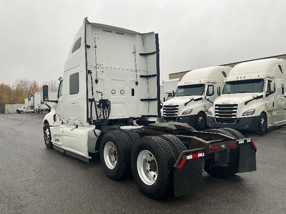 Sleeper Tractor-Heavy Duty Tractors-International-2020-LT625-Ottawa-ON-553,200\n\t\tkm-$ 67,250 - Image 5