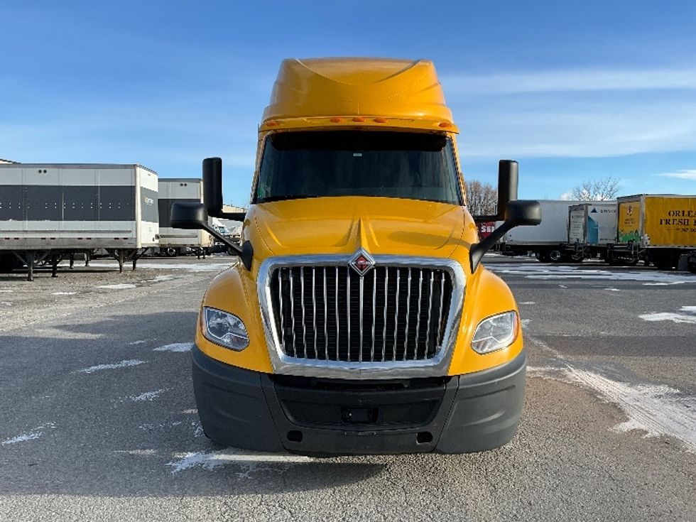 Sleeper Tractor-Heavy Duty Tractors-International-2020-LT625-Ottawa-ON-637,865\n\t\tkm-$ 60,000 - Image 2