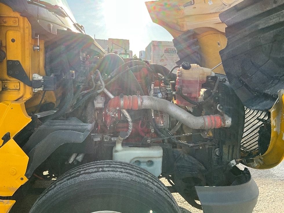 Sleeper Tractor-Heavy Duty Tractors-International-2020-LT625-Ottawa-ON-637,865\n\t\tkm-$ 60,000 - Image 20