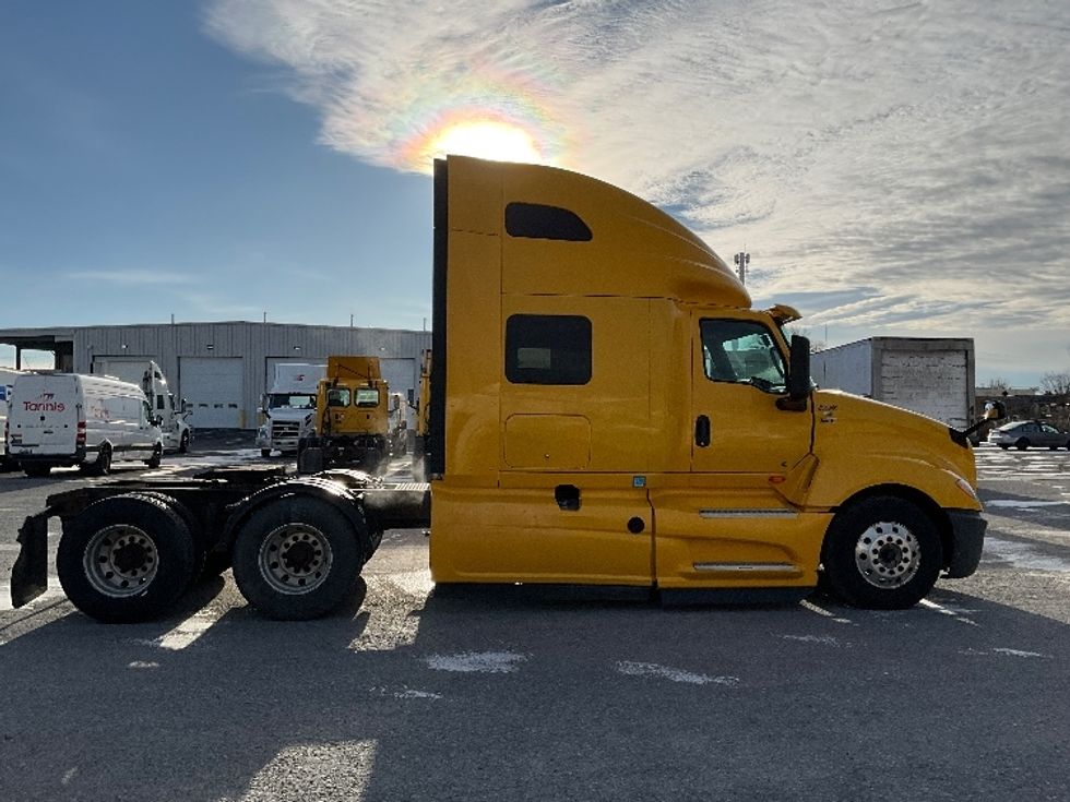 Sleeper Tractor-Heavy Duty Tractors-International-2020-LT625-Ottawa-ON-637,865\n\t\tkm-$ 60,000 - Image 8