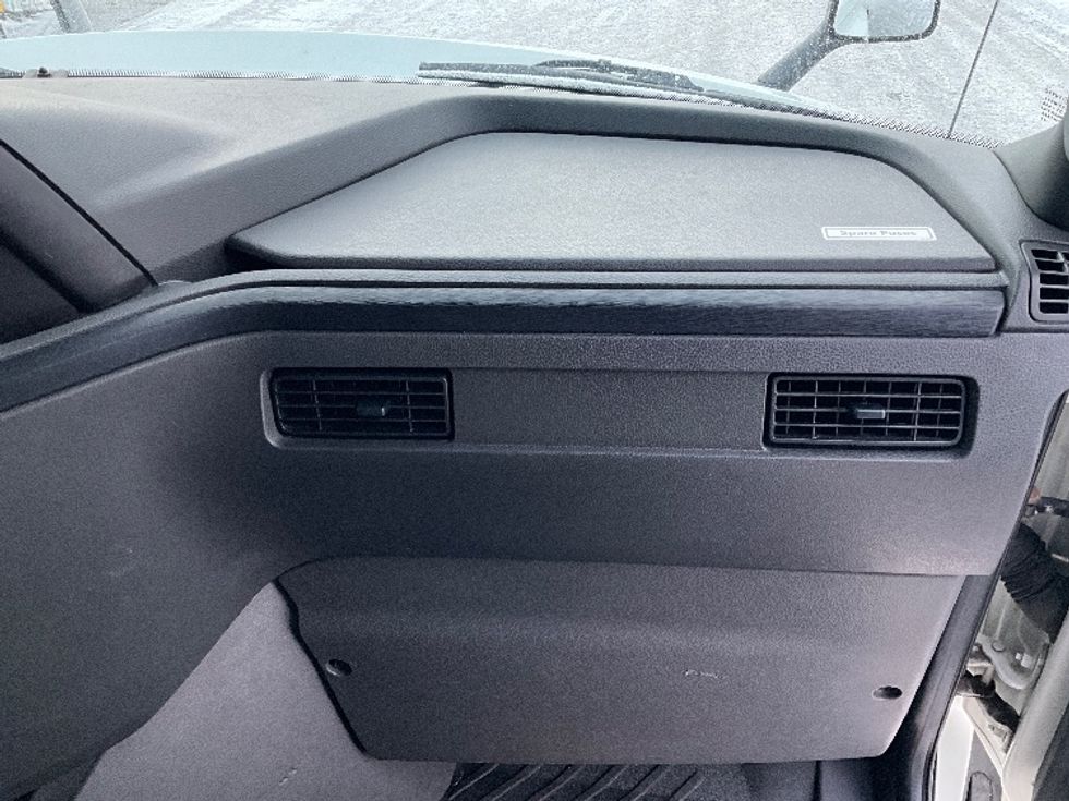 Sleeper Tractor-Heavy Duty Tractors-International-2020-LT625-Ottawa-ON-699,246\n\t\tkm-$ 62,500 - Image 14