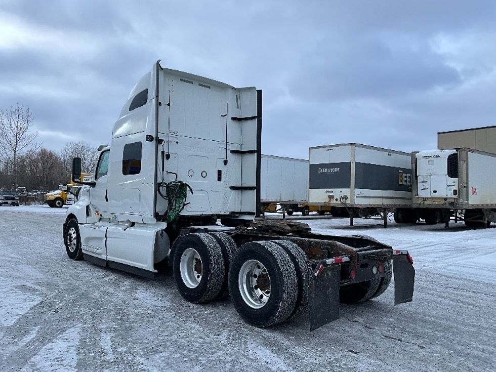 Sleeper Tractor-Heavy Duty Tractors-International-2020-LT625-Ottawa-ON-699,246\n\t\tkm-$ 62,500 - Image 5