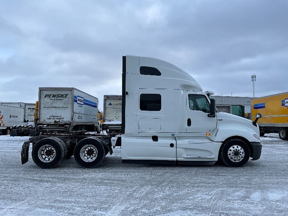 Sleeper Tractor-Heavy Duty Tractors-International-2020-LT625-Ottawa-ON-699,246\n\t\tkm-$ 62,500 - Image 8