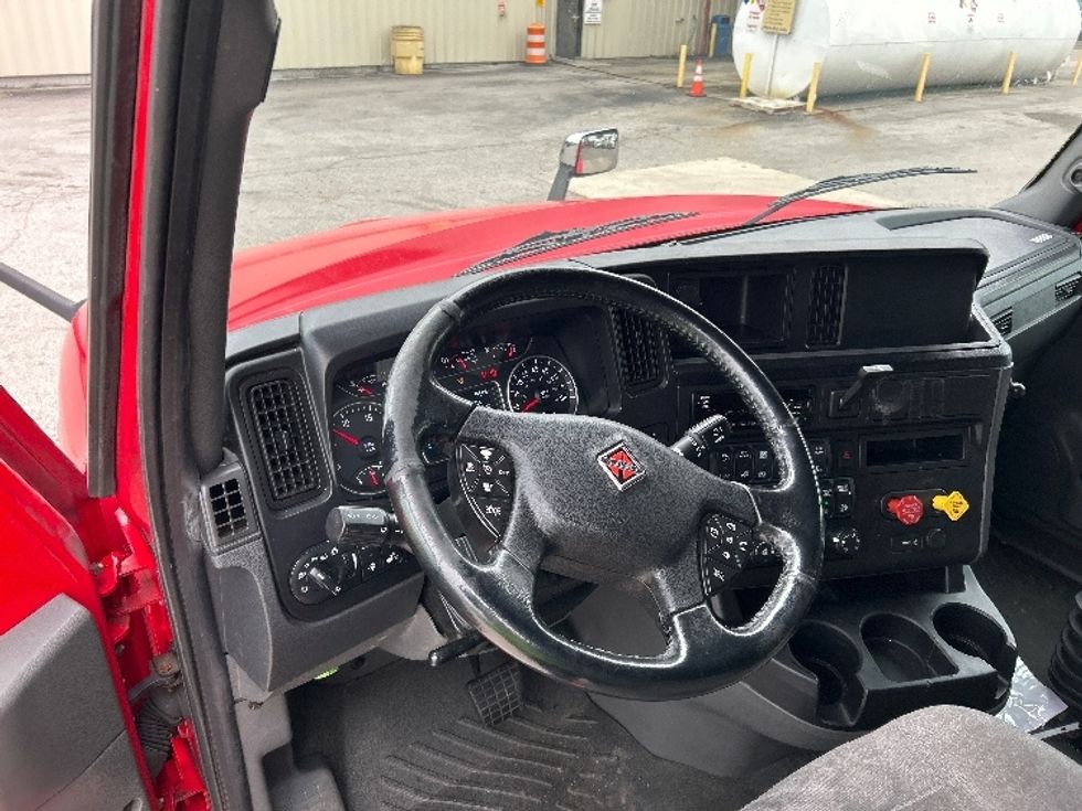 Sleeper Tractor-Heavy Duty Tractors-International-2020-LT625-Pell City-AL-561,099\n\t\tmiles-$ 35,750 - Image 10