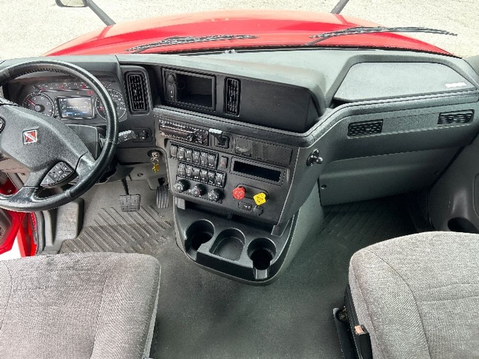 Sleeper Tractor-Heavy Duty Tractors-International-2020-LT625-Pell City-AL-561,099\n\t\tmiles-$ 35,750 - Image 12