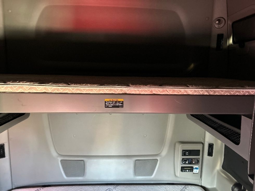 Sleeper Tractor-Heavy Duty Tractors-International-2020-LT625-Pell City-AL-561,099\n\t\tmiles-$ 35,750 - Image 22