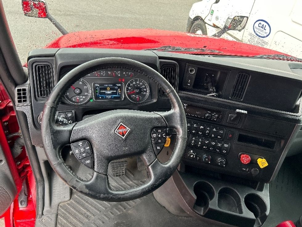 Sleeper Tractor-Heavy Duty Tractors-International-2020-LT625-Pell City-AL-570,429\n\t\tmiles-$ 35,250 - Image 11