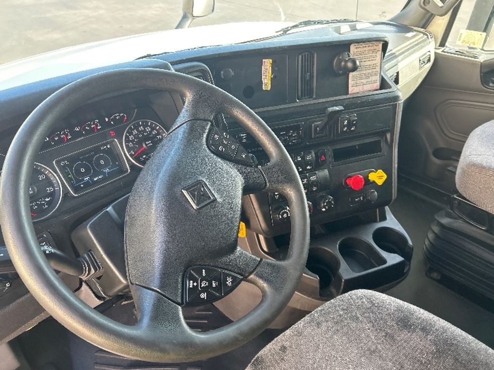 Sleeper Tractor-Heavy Duty Tractors-International-2020-LT625-Pensacola-FL-589,910\n\t\tmiles-$ 37,750 - Image 10