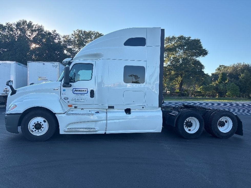 Sleeper Tractor-Heavy Duty Tractors-International-2020-LT625-Pensacola-FL-589,910\n\t\tmiles-$ 37,750 - Image 4