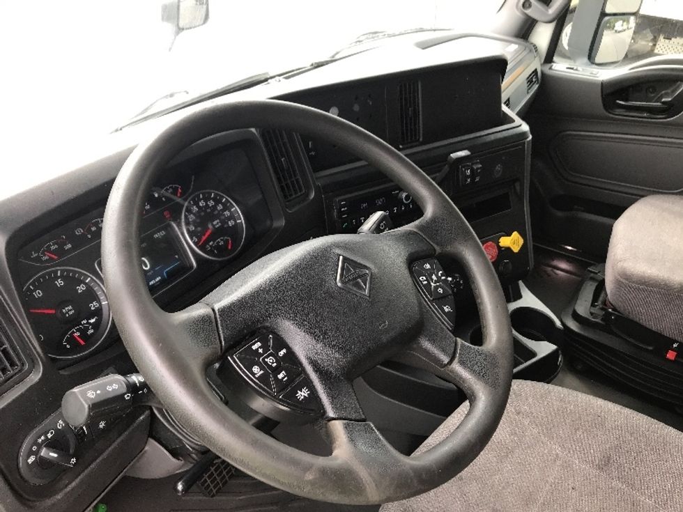 Sleeper Tractor-Heavy Duty Tractors-International-2020-LT625-Philadelphia-PA-495,673\n\t\tmiles-$ 46,000 - Image 10