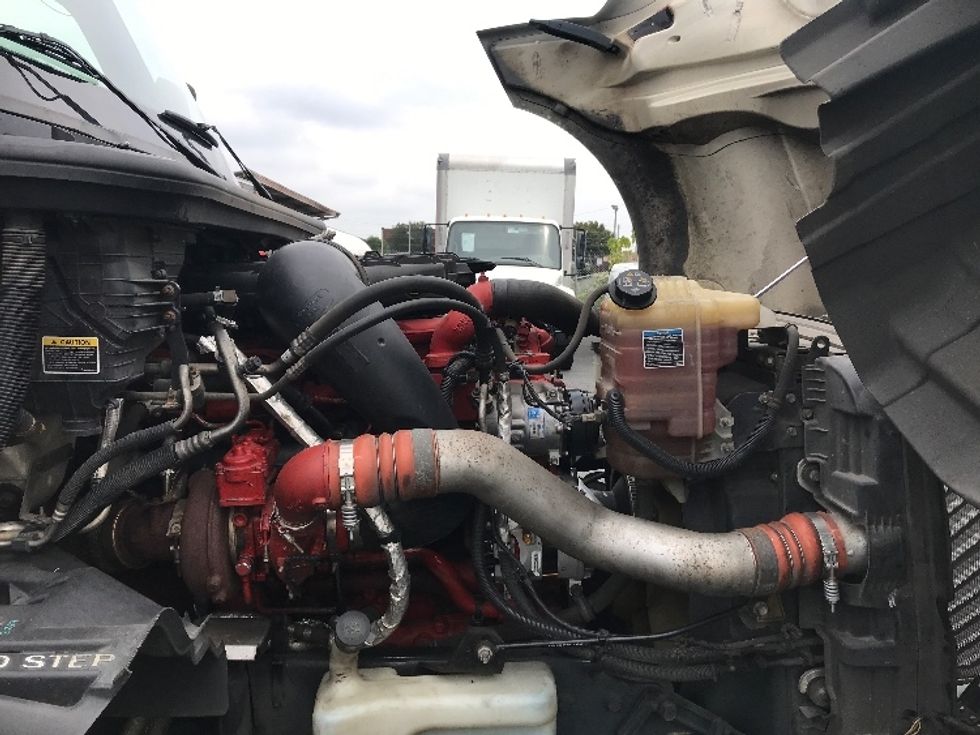 Sleeper Tractor-Heavy Duty Tractors-International-2020-LT625-Philadelphia-PA-495,673\n\t\tmiles-$ 46,000 - Image 20