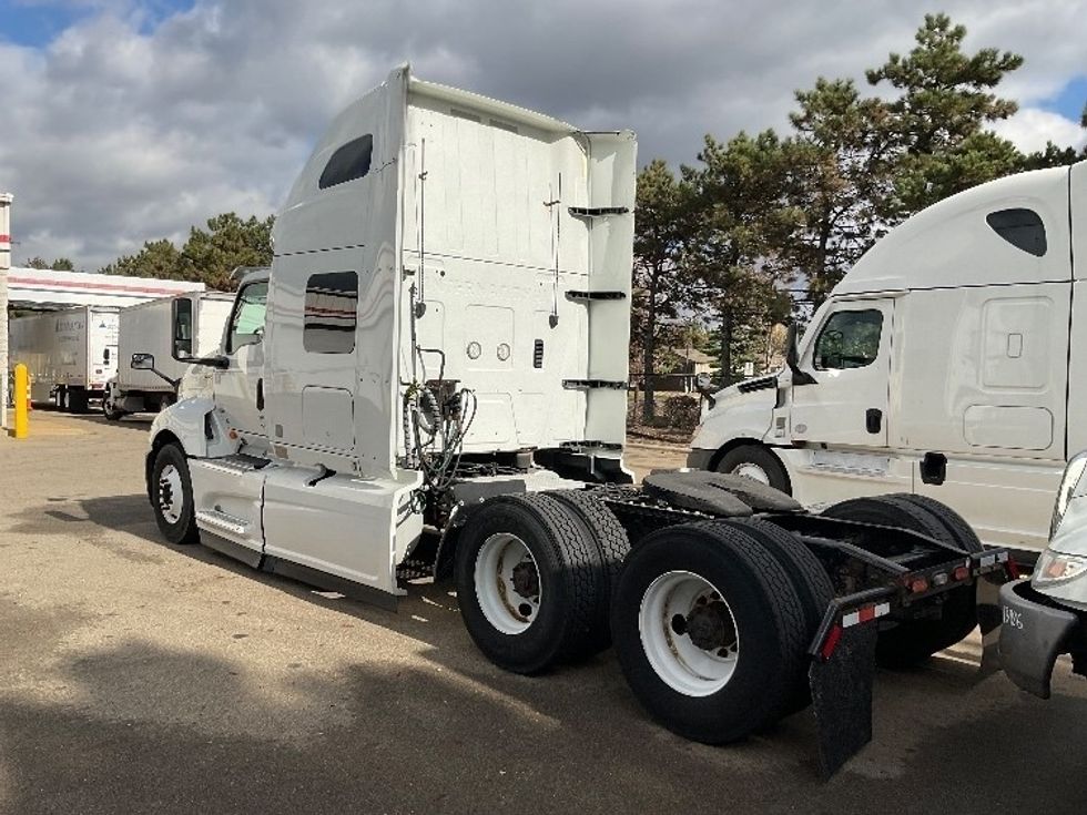 Sleeper Tractor-Heavy Duty Tractors-International-2020-LT625-Plymouth-MI-533,080\n\t\tmiles-$ 41,750 - Image 5