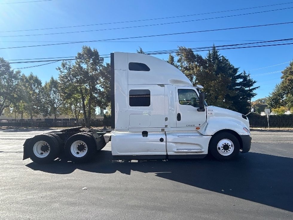 Sleeper Tractor-Heavy Duty Tractors-International-2020-LT625-Portland-OR-412,309\n\t\tmiles-$ 57,250 - Image 8