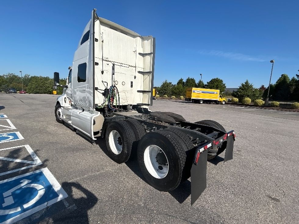 Sleeper Tractor-Heavy Duty Tractors-International-2020-LT625-Prince George-VA-729,501\n\t\tmiles-$ 29,500 - Image 5