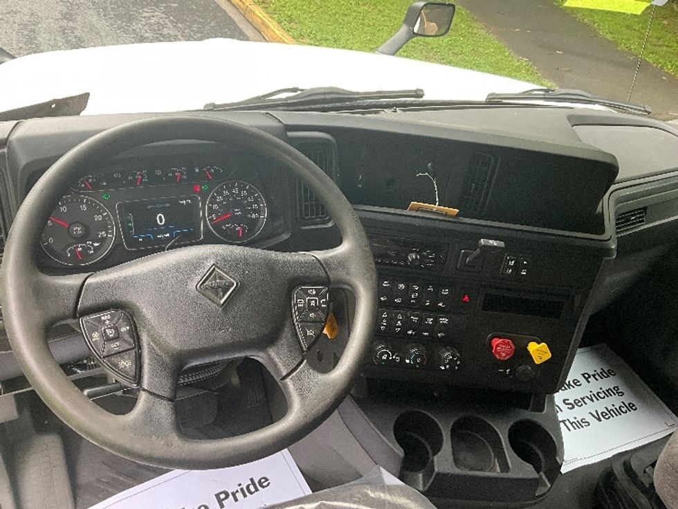 Sleeper Tractor-Heavy Duty Tractors-International-2020-LT625-Reading-PA-421,507\n\t\tmiles-$ 56,500 - Image 11