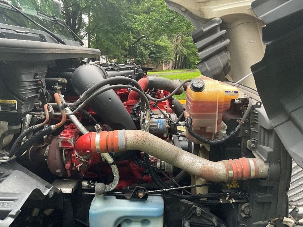 Sleeper Tractor-Heavy Duty Tractors-International-2020-LT625-Reading-PA-421,507\n\t\tmiles-$ 56,500 - Image 20