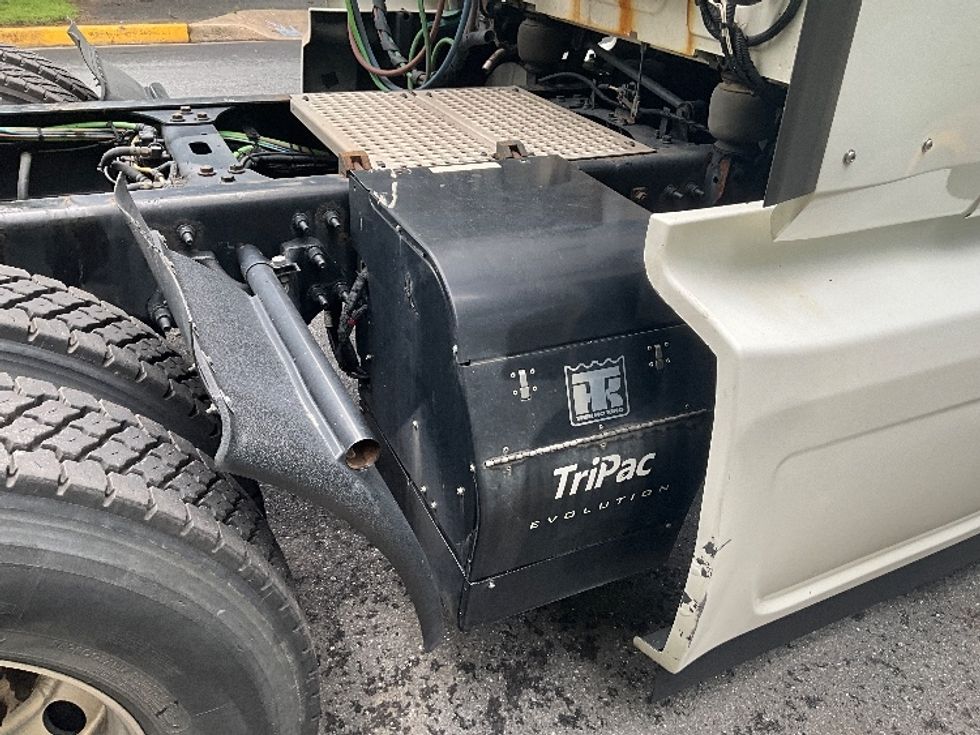 Sleeper Tractor-Heavy Duty Tractors-International-2020-LT625-Reading-PA-421,507\n\t\tmiles-$ 56,500 - Image 22