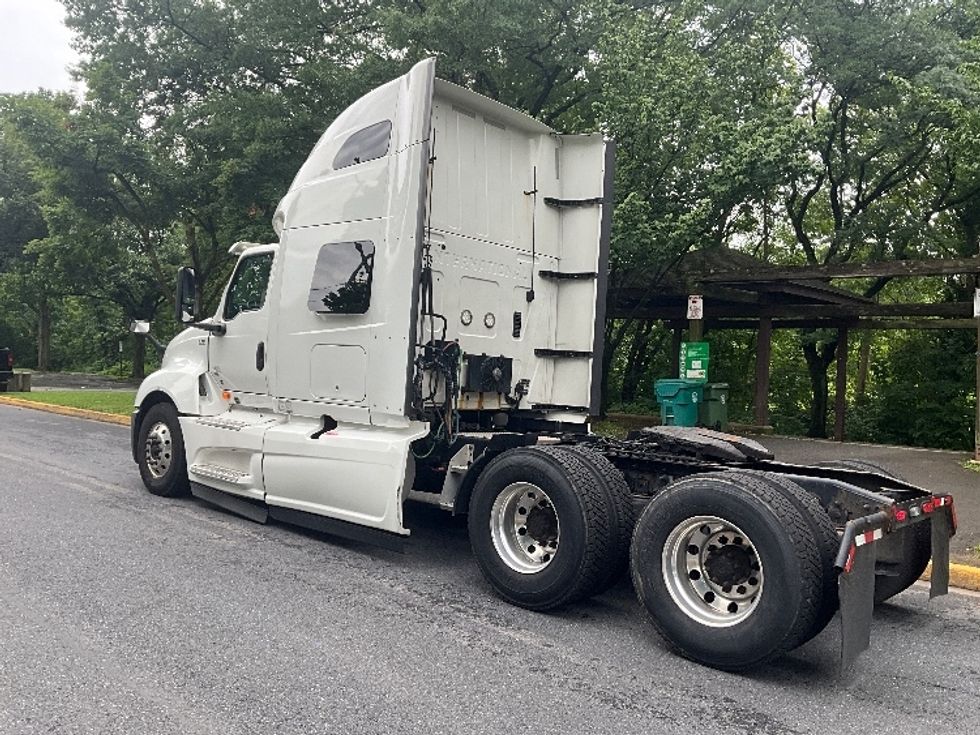 Sleeper Tractor-Heavy Duty Tractors-International-2020-LT625-Reading-PA-421,507\n\t\tmiles-$ 56,500 - Image 5