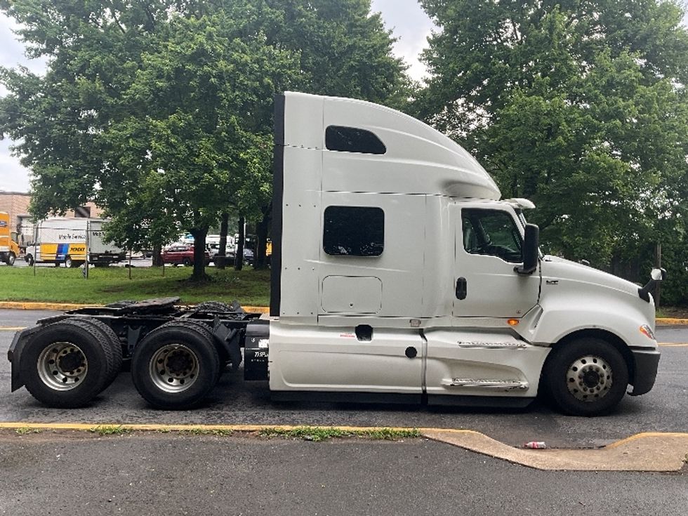 Sleeper Tractor-Heavy Duty Tractors-International-2020-LT625-Reading-PA-421,507\n\t\tmiles-$ 56,500 - Image 8