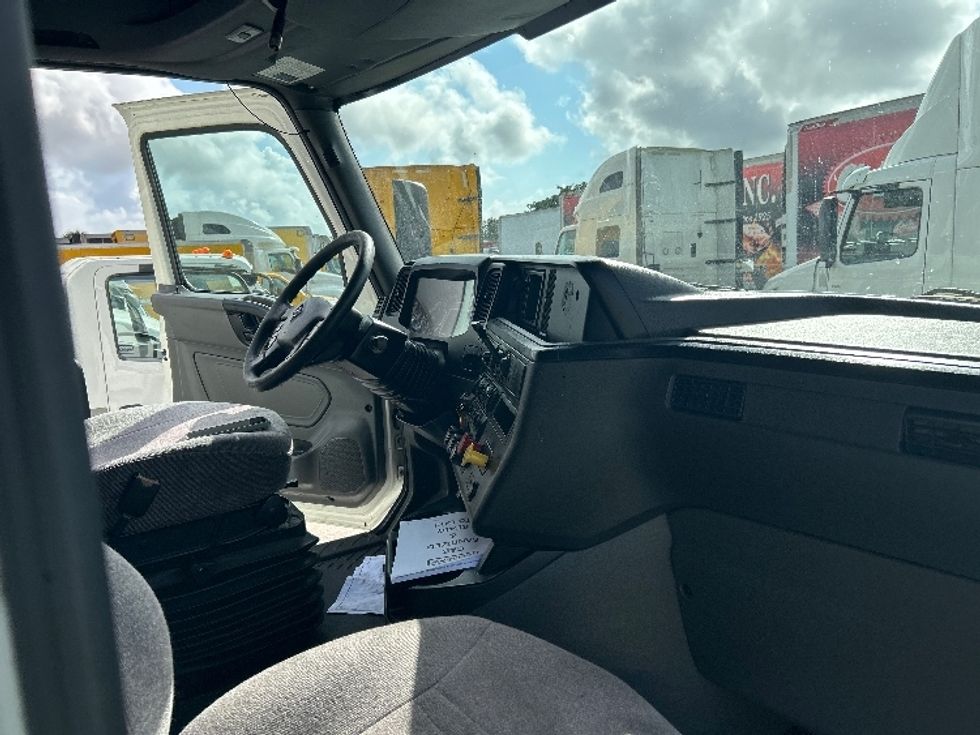 Sleeper Tractor-Heavy Duty Tractors-International-2020-LT625-Riviera Beach-FL-567,233\n\t\tmiles-$ 46,500 - Image 15