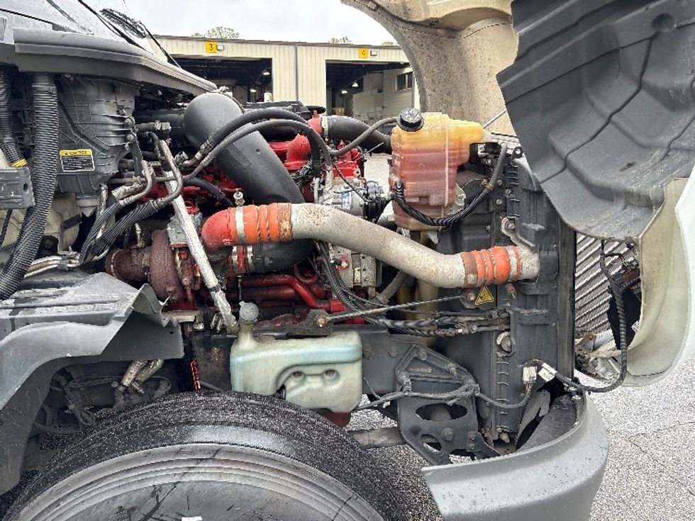 Sleeper Tractor-Heavy Duty Tractors-International-2020-LT625-Rocky Mount-NC-587,012\n\t\tmiles-$ 36,750 - Image 18