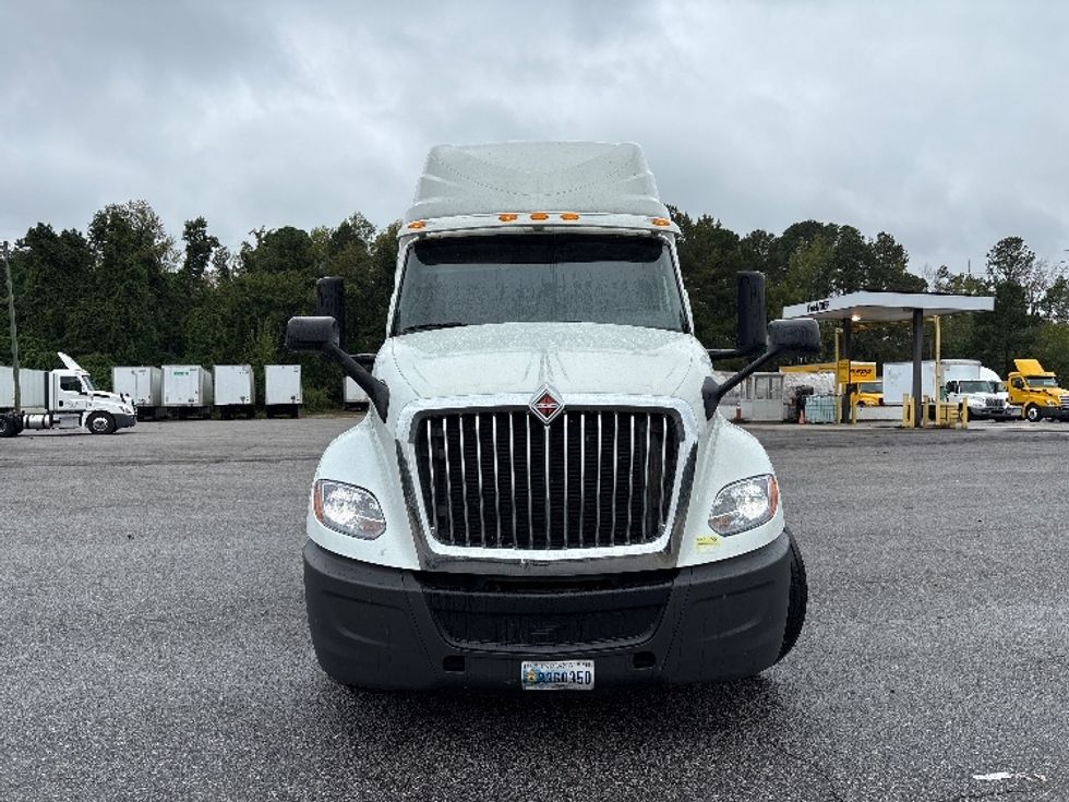 Sleeper Tractor-Heavy Duty Tractors-International-2020-LT625-Rocky Mount-NC-587,012\n\t\tmiles-$ 36,750 - Image 2