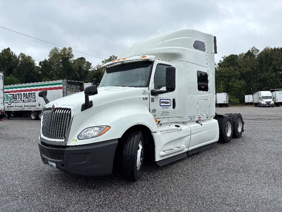Sleeper Tractor-Heavy Duty Tractors-International-2020-LT625-Rocky Mount-NC-587,012\n\t\tmiles-$ 36,750 - Image 3