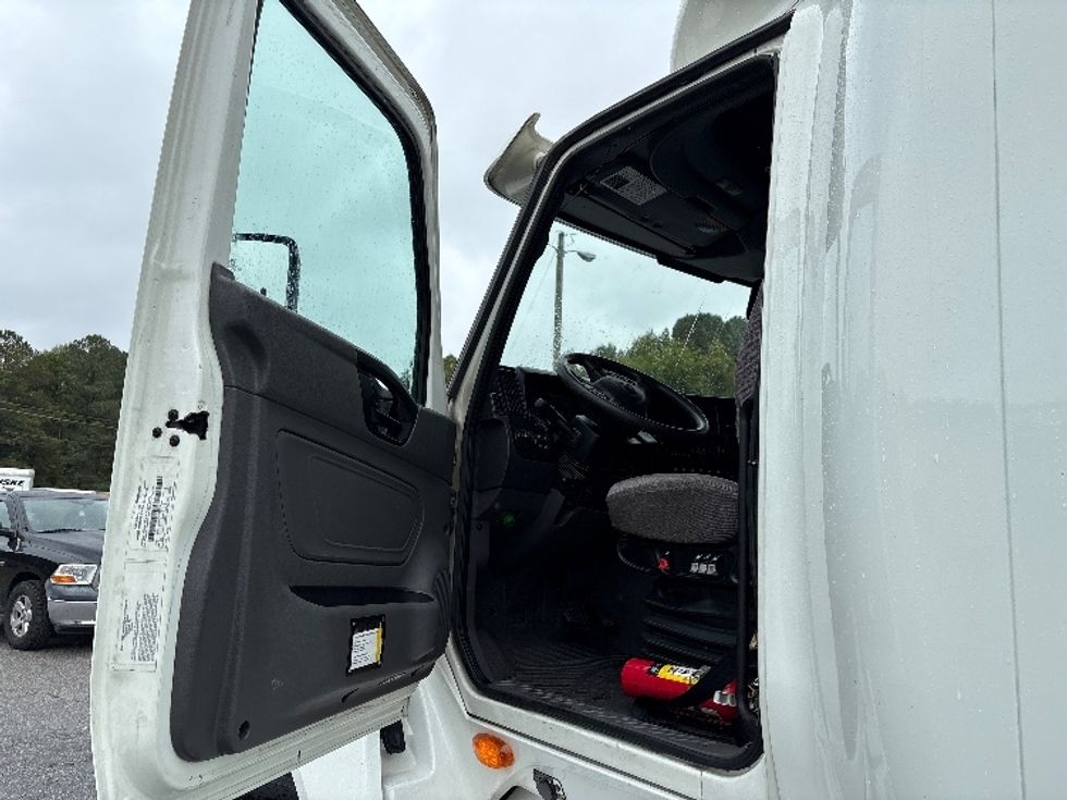 Sleeper Tractor-Heavy Duty Tractors-International-2020-LT625-Rocky Mount-NC-587,012\n\t\tmiles-$ 36,750 - Image 9