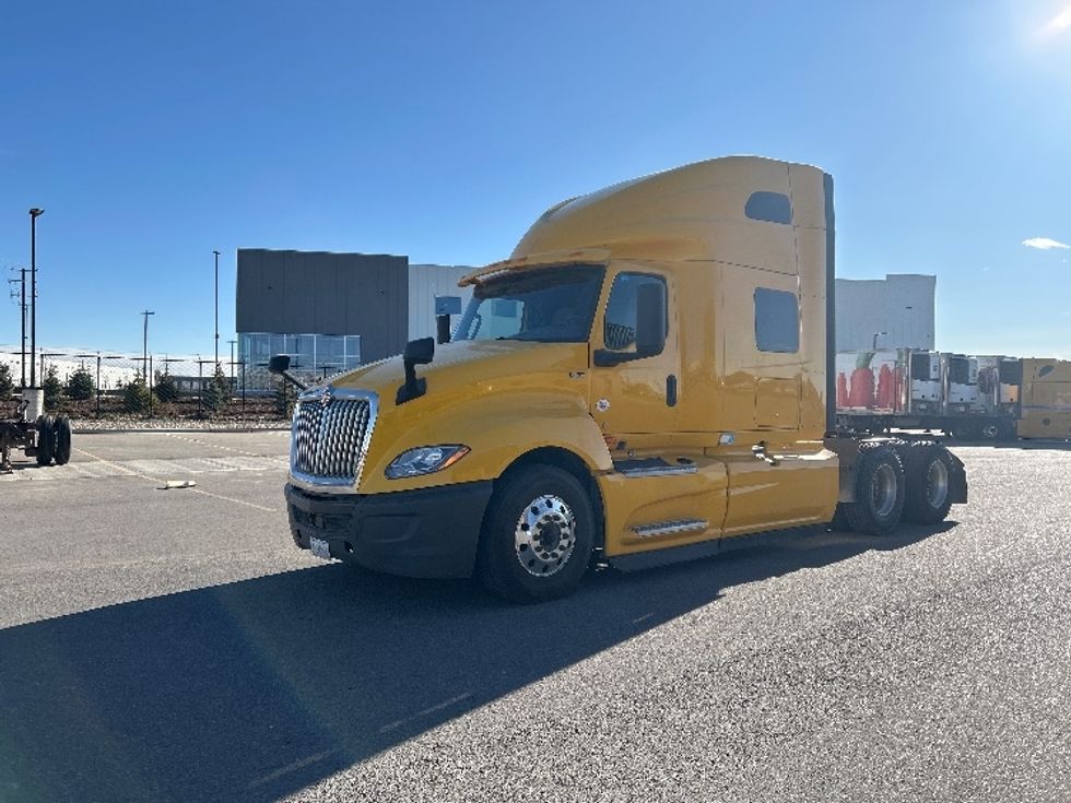 Sleeper Tractor-Heavy Duty Tractors-International-2020-LT625-Rocky View County-AB-648,500\n\t\tkm-$ 63,250 - Image 3