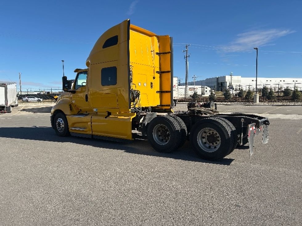 Sleeper Tractor-Heavy Duty Tractors-International-2020-LT625-Rocky View County-AB-648,500\n\t\tkm-$ 63,250 - Image 5