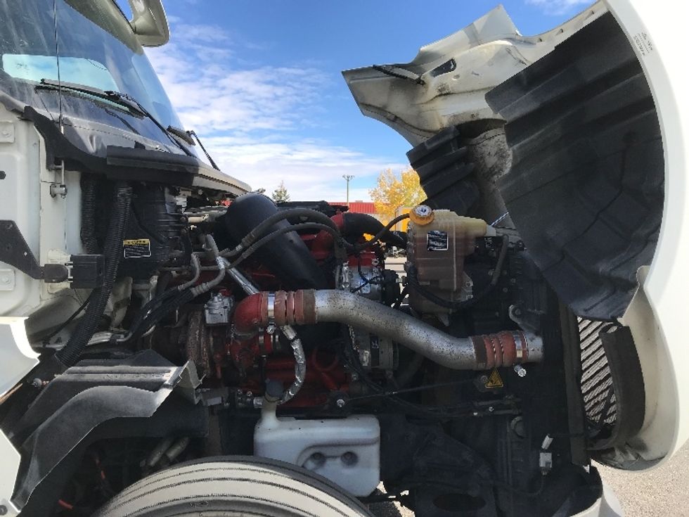 Sleeper Tractor-Heavy Duty Tractors-International-2020-LT625-Rocky View County-AB-765,619\n\t\tkm-$ 67,500 - Image 21