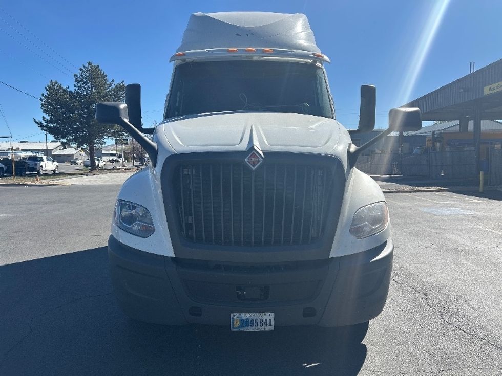 Sleeper Tractor-Heavy Duty Tractors-International-2020-LT625-Sacramento-CA-477,127\n\t\tmiles-$ 47,000 - Image 2