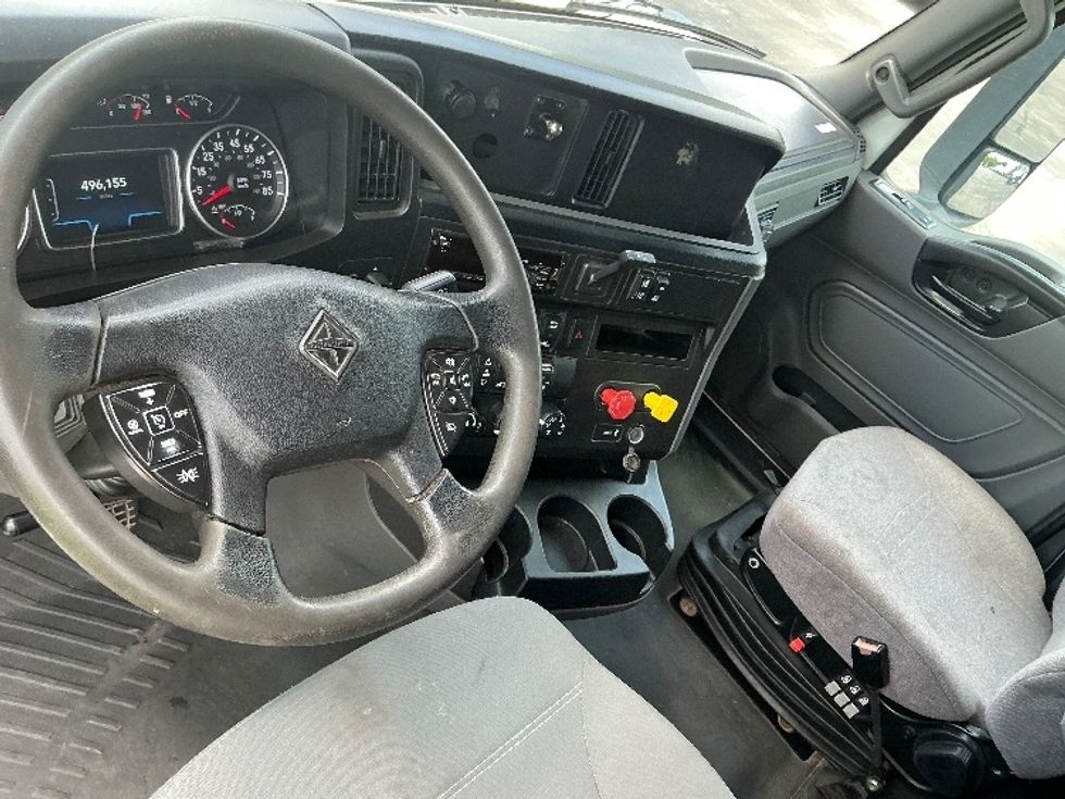 Sleeper Tractor-Heavy Duty Tractors-International-2020-LT625-San Antonio-TX-496,154\n\t\tmiles-$ 49,250 - Image 10