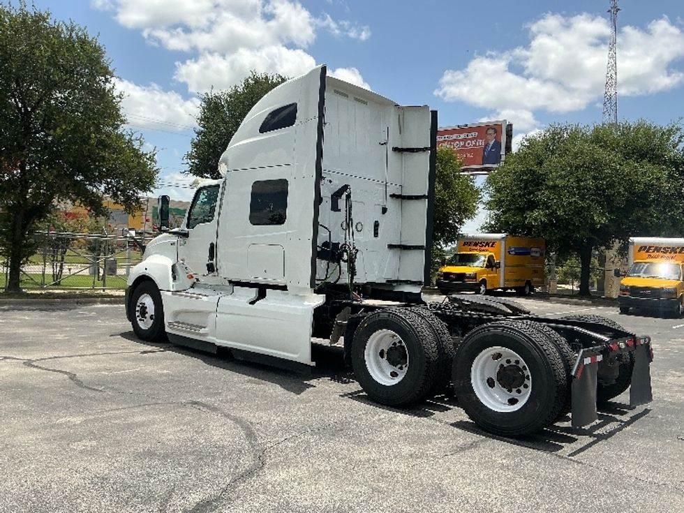 Sleeper Tractor-Heavy Duty Tractors-International-2020-LT625-San Antonio-TX-496,154\n\t\tmiles-$ 49,250 - Image 5