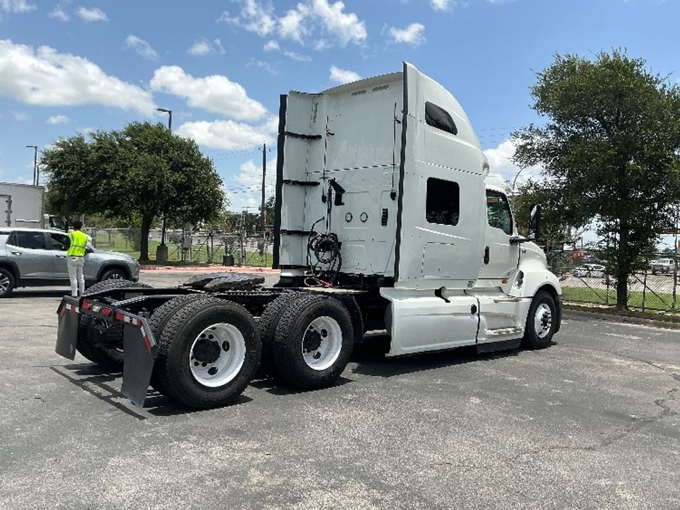 Sleeper Tractor-Heavy Duty Tractors-International-2020-LT625-San Antonio-TX-496,154\n\t\tmiles-$ 49,250 - Image 7