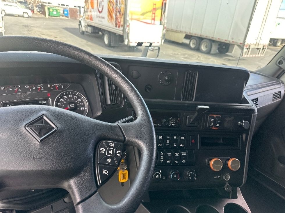 Sleeper Tractor-Heavy Duty Tractors-International-2020-LT625-Sparks-NV-545,568\n\t\tmiles-$ 42,000 - Image 11