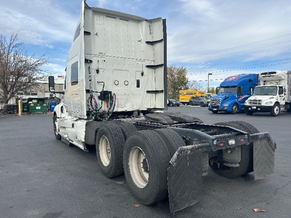 Sleeper Tractor-Heavy Duty Tractors-International-2020-LT625-Sparks-NV-558,566\n\t\tmiles-$ 44,500 - Image 5