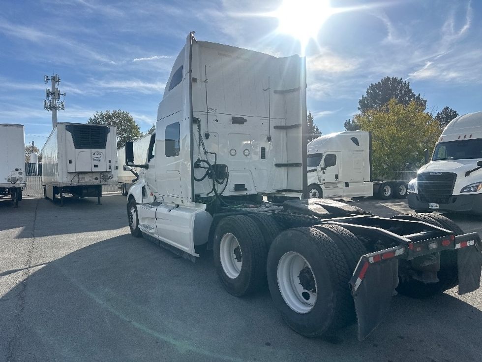 Sleeper Tractor-Heavy Duty Tractors-International-2020-LT625-Sparks-NV-628,350\n\t\tmiles-$ 38,750 - Image 5